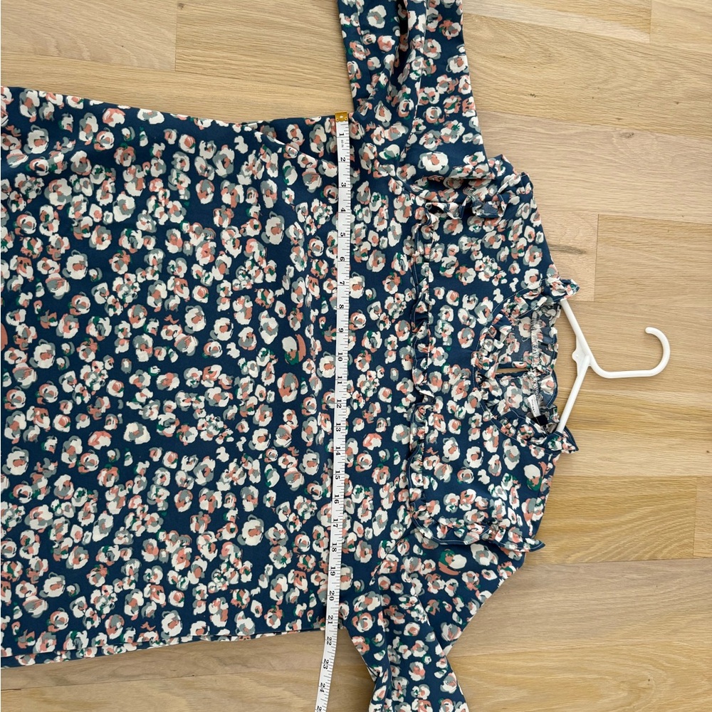 Michele McDowell Navy Floral Blouse - Picture 8 of 9